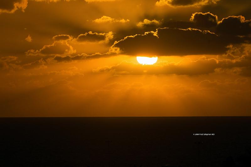 20090204_180747 D300 P1 5100x3400 srgb.jpg - Key West sunset